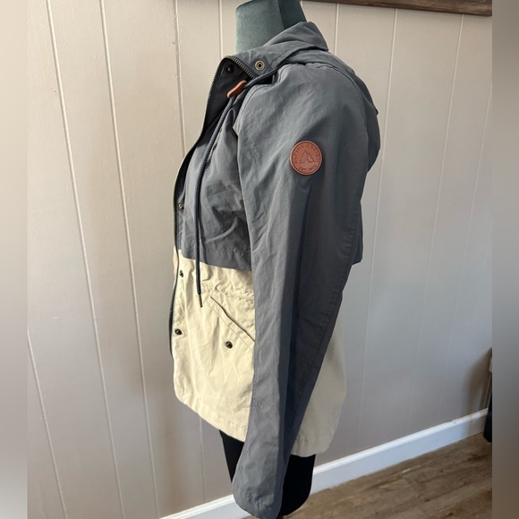 Alpine Design • Full Zip Hooded Jacket - Picture 3 of 12